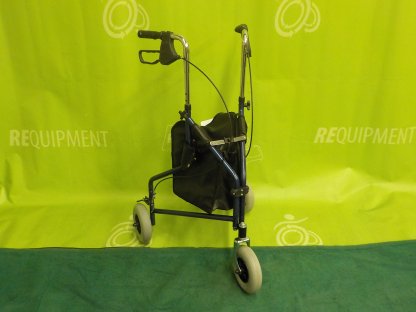 3 wheel rollator