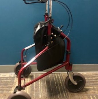 3 WHEEL ROLLATOR 